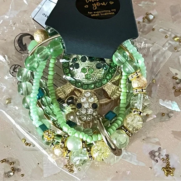 Turtle Bracelet Keychain - Picture 2 of 11